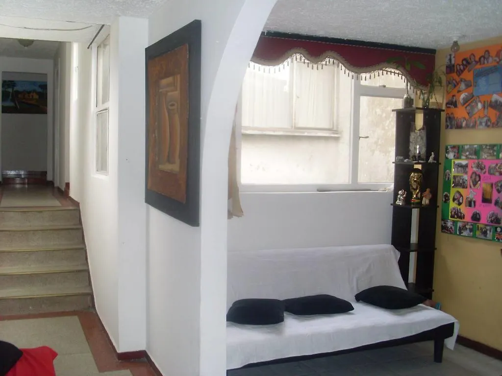 Hostal Donde Lili Богота 2*,  Колумбия